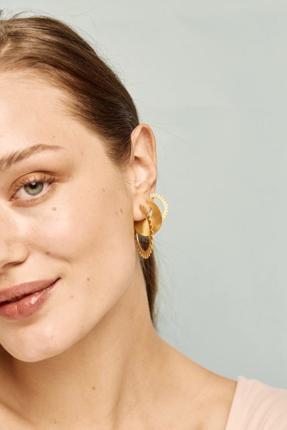 silver-gold-plated-hoops-penna-l-4