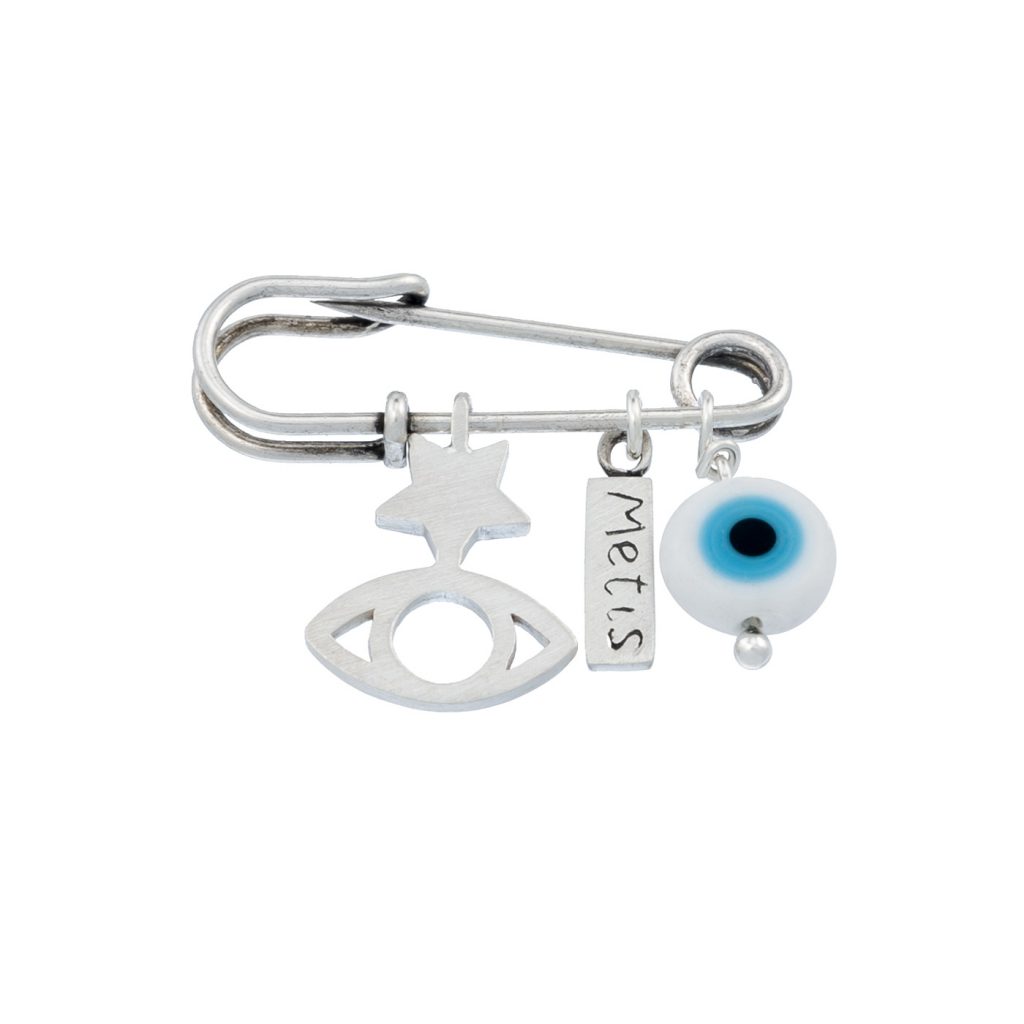 silver-charm-for-newborn-metis-1