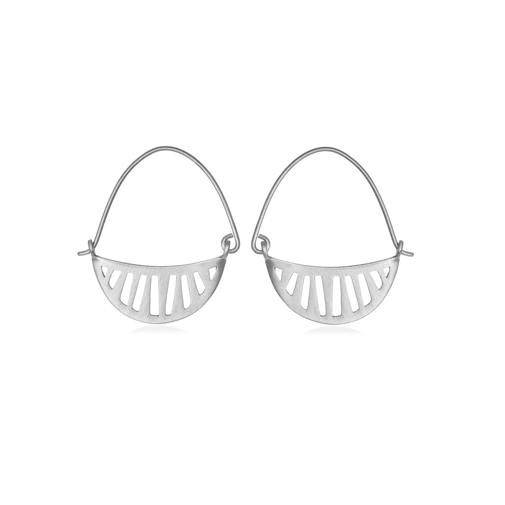 silver-earrings-cheshire-gondola-s-1