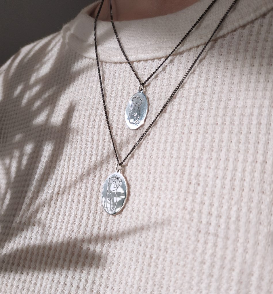 silver-necklace-aphrodite-l-6