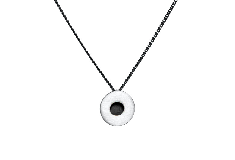 silver-necklace-with-enamel-pop-7