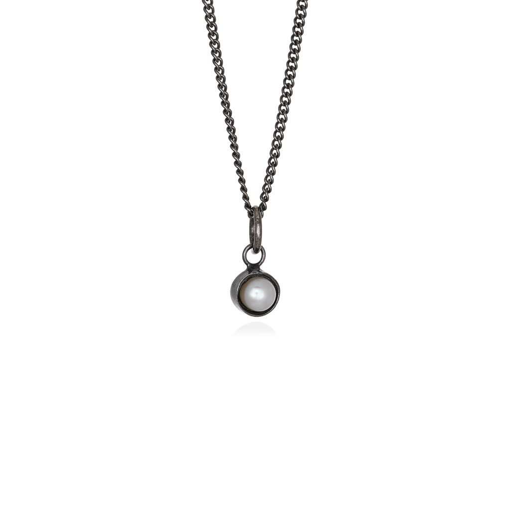 oxidized-silver-necklace-with-pearl-isida-s-1