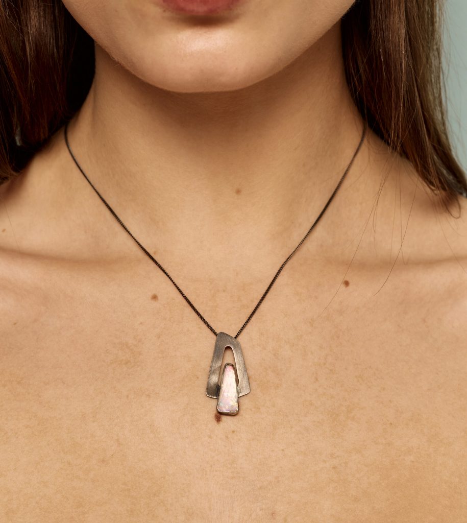 silver-necklace-with-opal-miss-trapeze-3