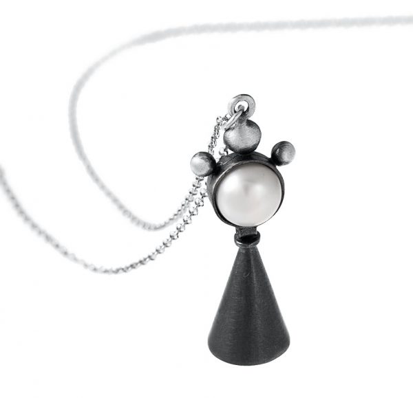 silver-necklace-with-pearl-kori-l-1