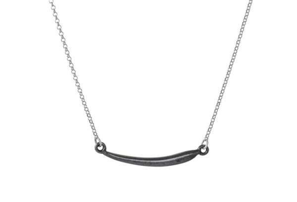 oxidized-silver-necklace-hug-1