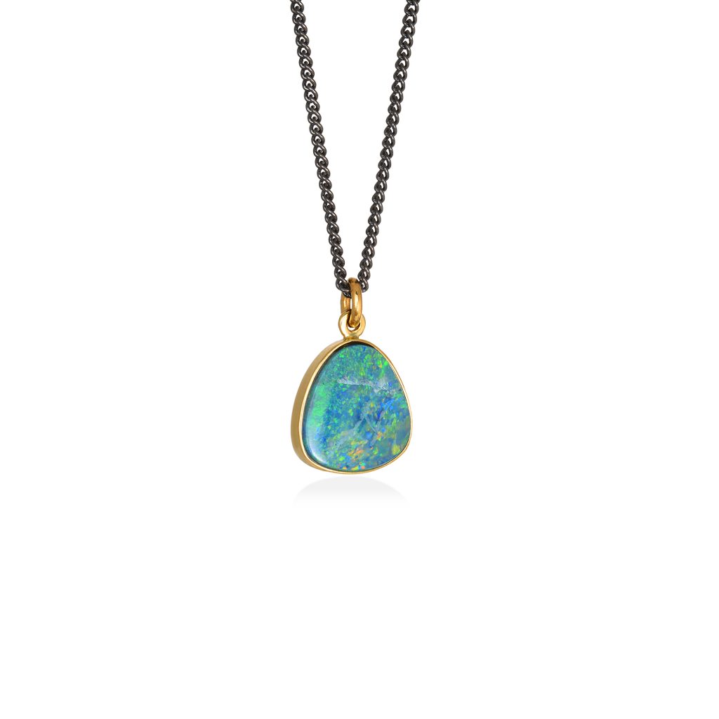 gold-necklace-with-opal1
