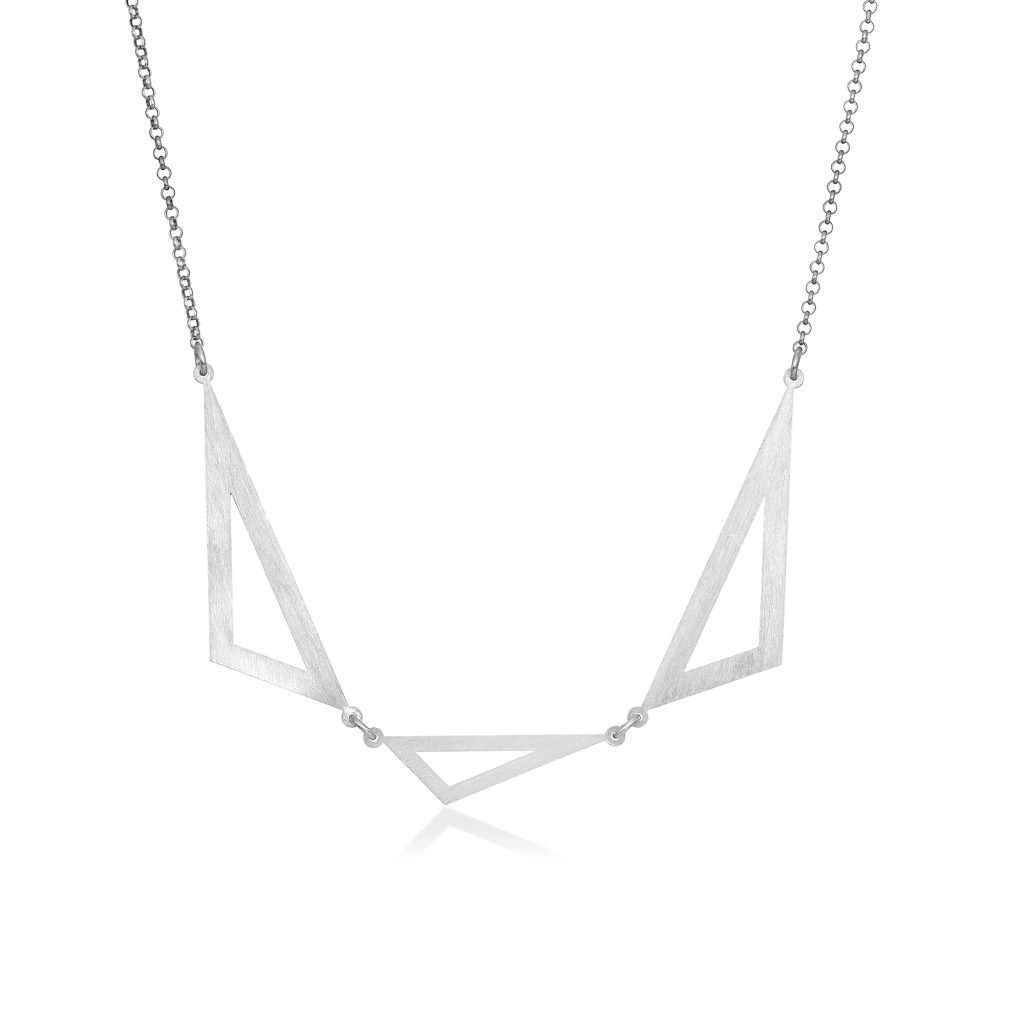 asimenio kolie rika chic 1